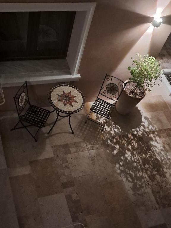 4 Studio with Garden View 15
