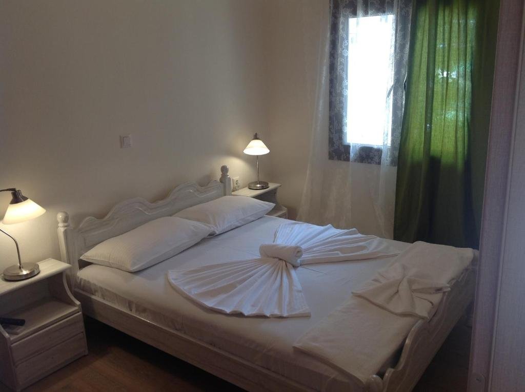 Two-Bedroom Apartment - Villa Chrisanthi Parga
