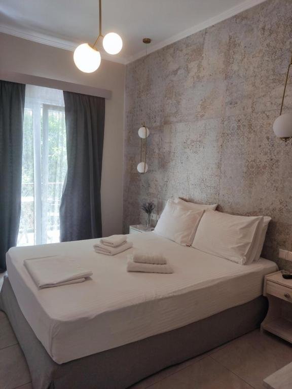 6 Deluxe Double Room 26