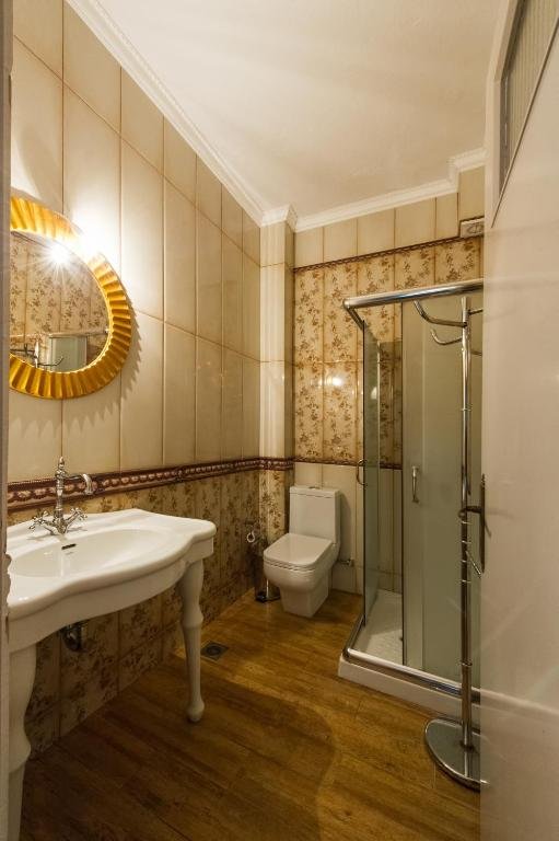 6 Deluxe Double Room 31