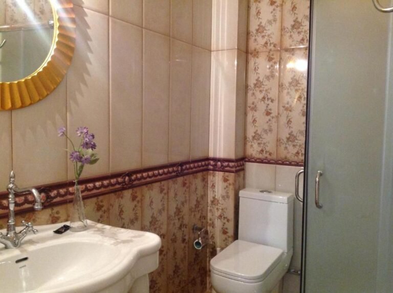 6 Deluxe Double Room 32
