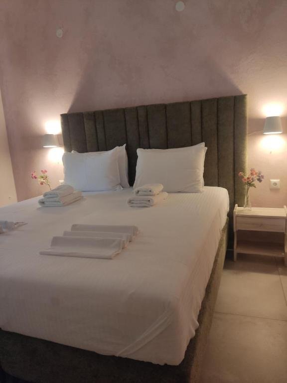 6 Deluxe Double Room 36