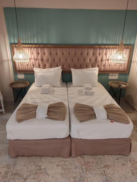 Luxury Quadruple Room - Villa Chrisanthi Parga