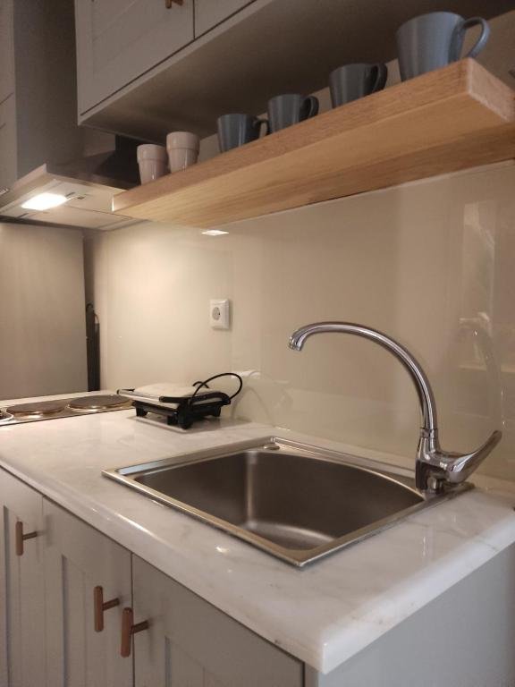 8 Luxury Quadruple Room 16